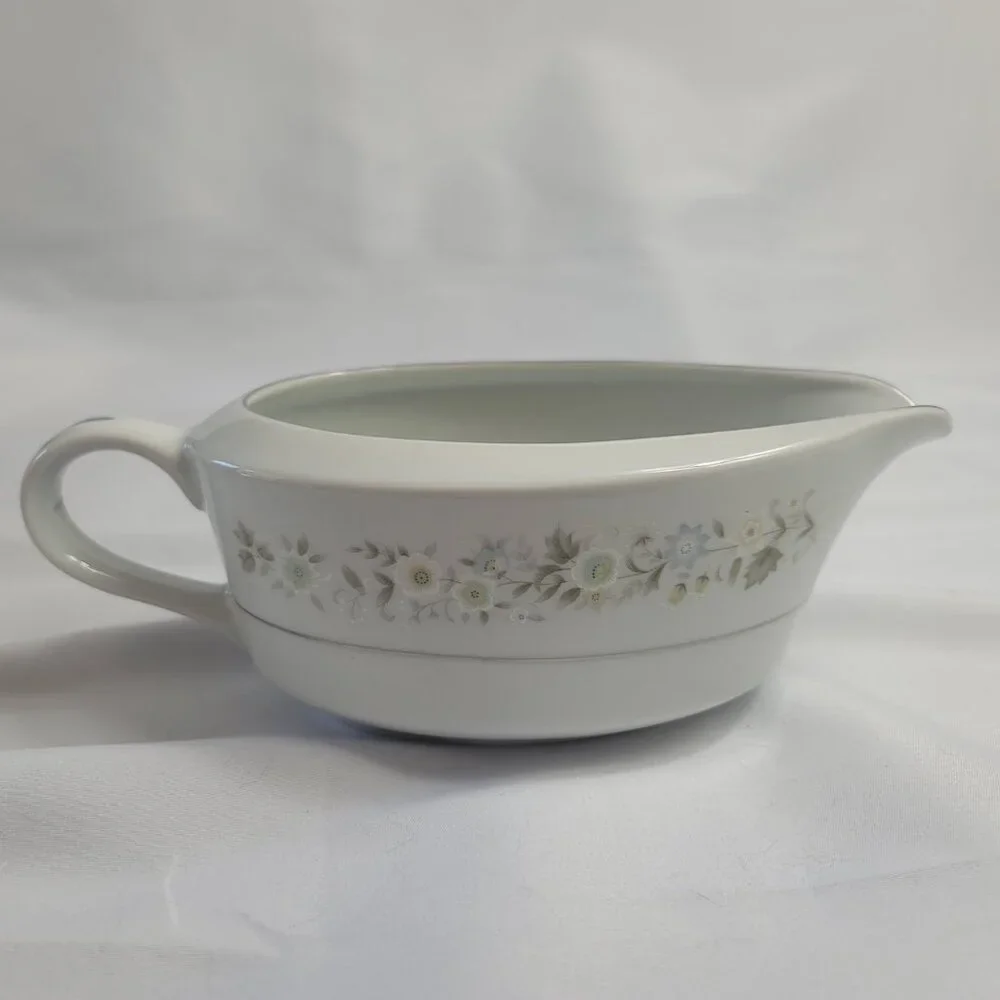 Imperial China Wild Flower Gravy Boat With Underplate Green Blue & White Flowers